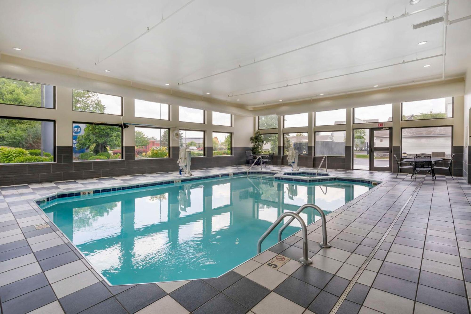 Best Western Suites Columbus Exterior foto